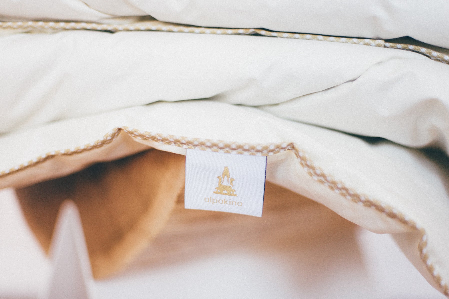 Jak dbać o kołdry i poduszki ALPAKINO?