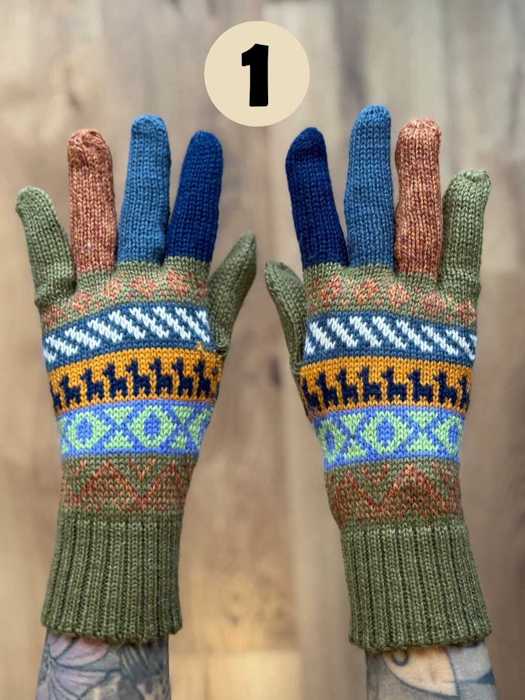 Rękawiczki pięciopalczaste - odcienie zieleni /różne wzory
