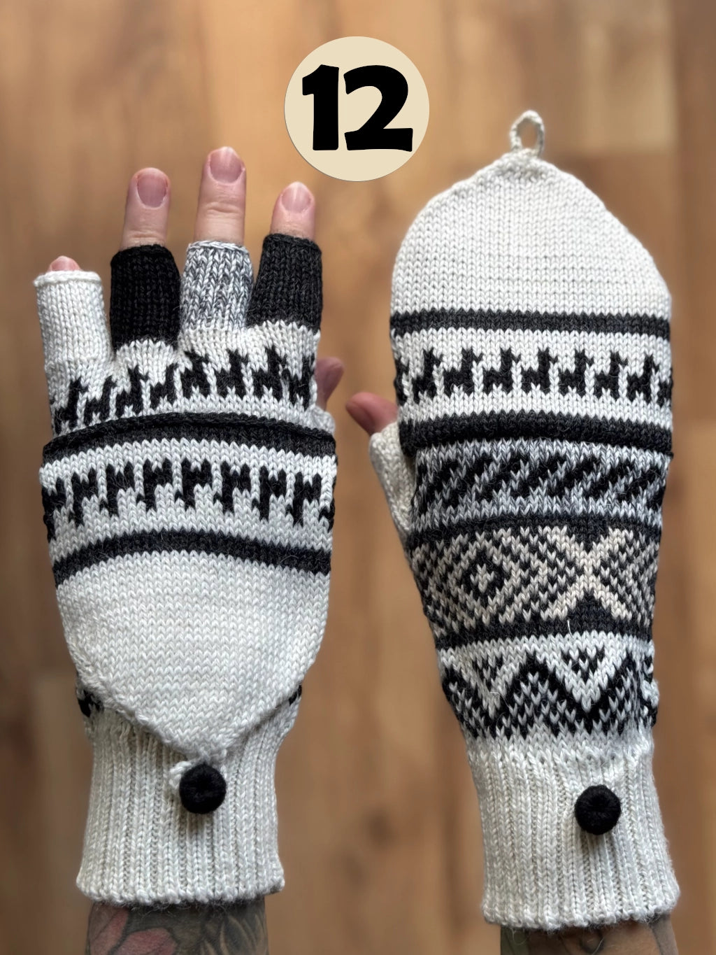 Gloves with flap without thumb - various colors and patterns