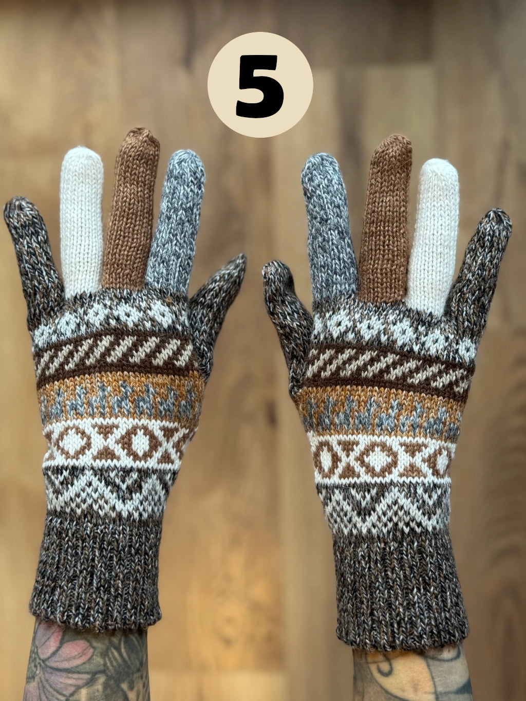 Rękawiczki pięciopalczaste - odcienie beżu i brązów /różne wzory
