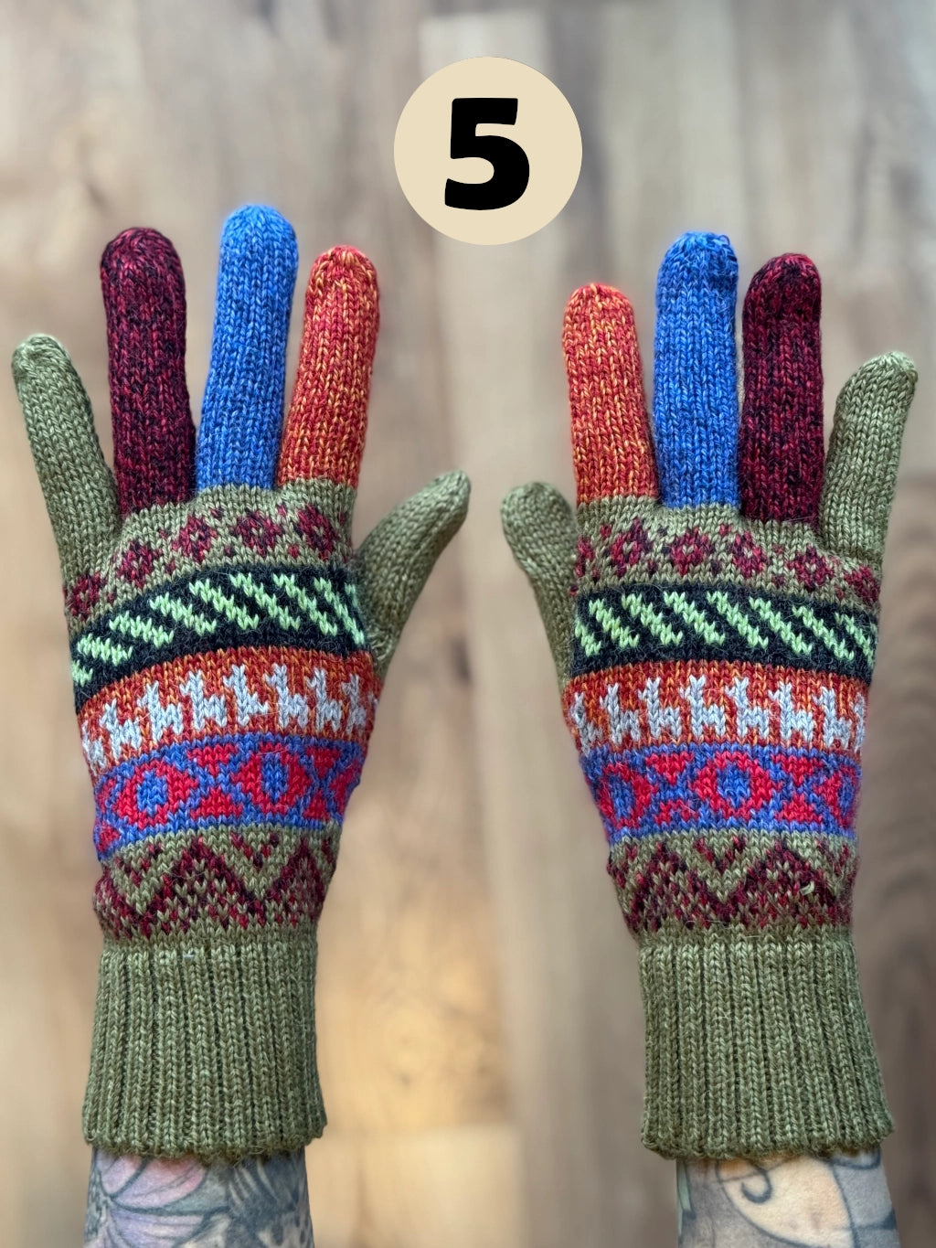 Rękawiczki pięciopalczaste - odcienie zieleni /różne wzory